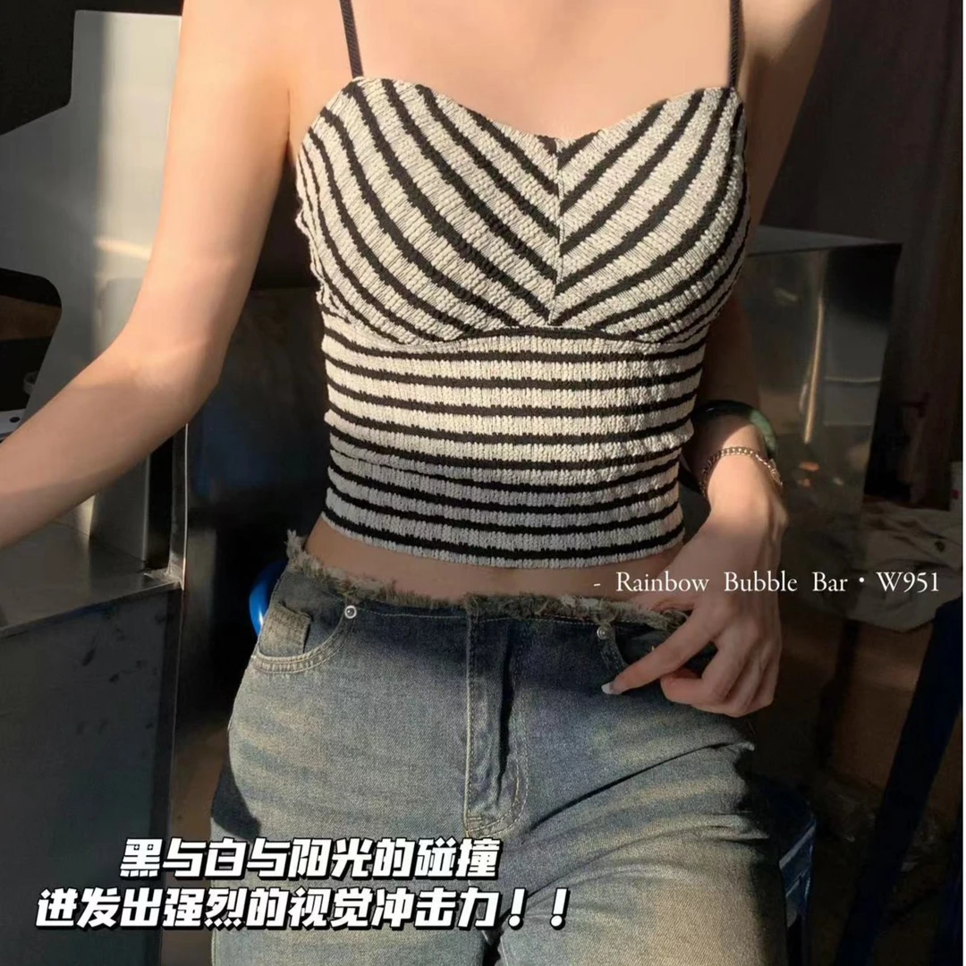 甜心泡泡设计感修身小条纹吊带