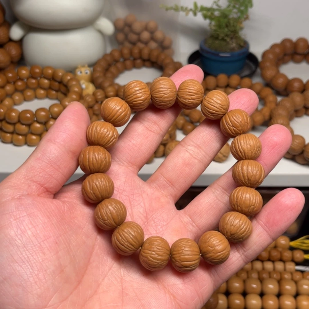 【闪购商品】猴头核桃手串章*