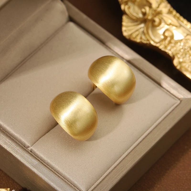 铜合金耳饰 小众设计金属极简冷淡风气质百搭时尚高级感耳钉E26