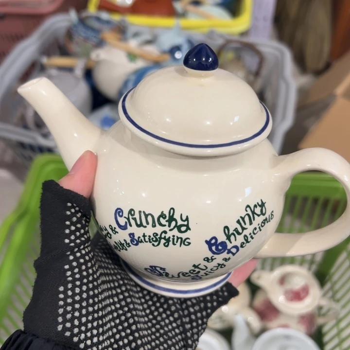 紫砂茶杯哈哈你也