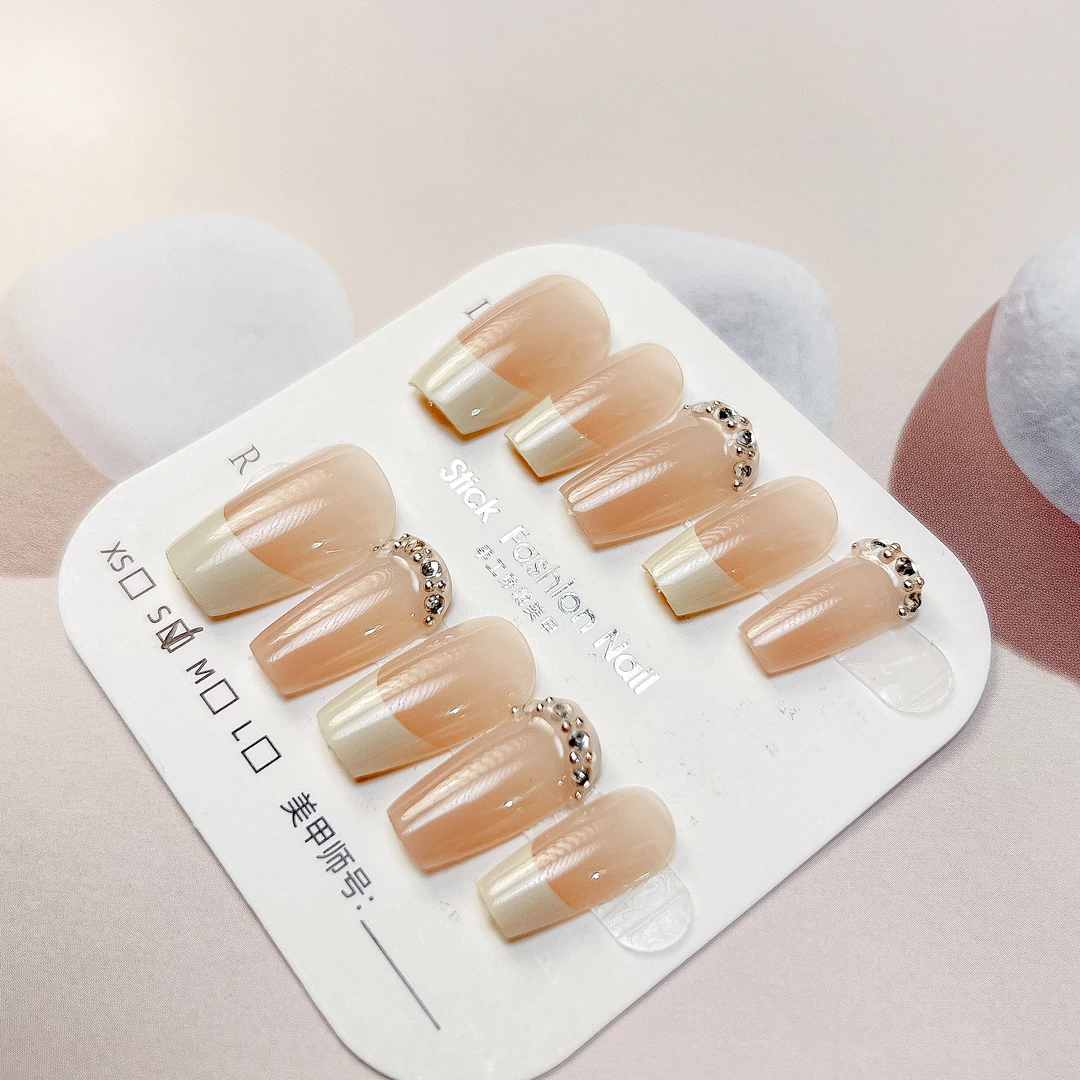 Crushnails【初恋日记】冰透光疗纯手工穿戴甲秋冬轻奢美甲
