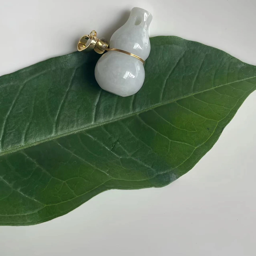 有瑕疵天然A货小福葫芦挂件时尚精美素款白色坠链精致气质百d饰品