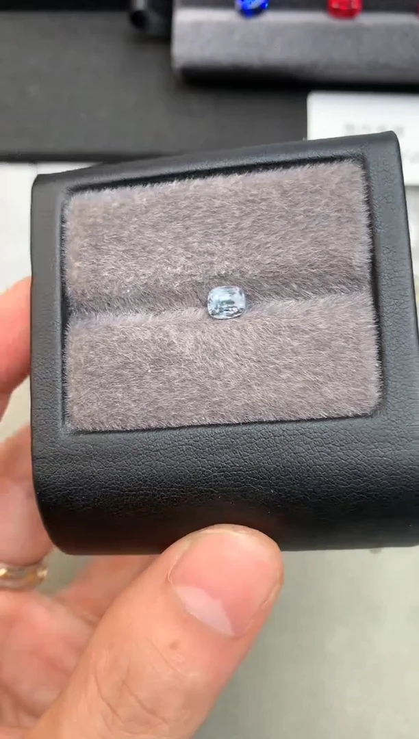 【闪购商品】定制尖晶石裸石未镶嵌0.88ct 枕型 金属色调