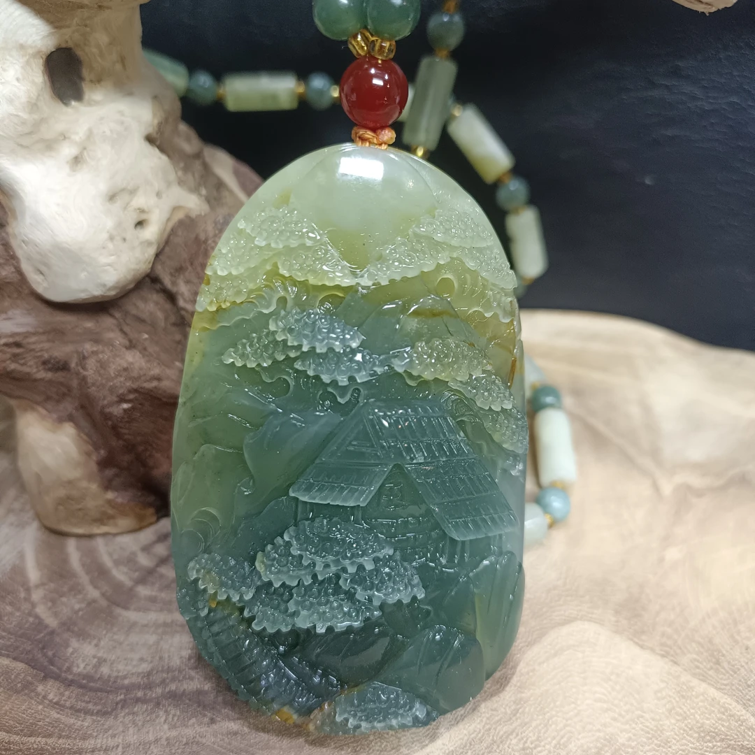 四大名玉之一的国石岫玉中的花玉山水牌