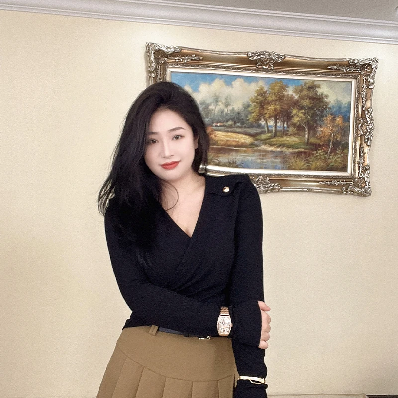 多肉微胖大码 V领长袖上衣秋冬打底衫收腰设计感显瘦胖mm YY086