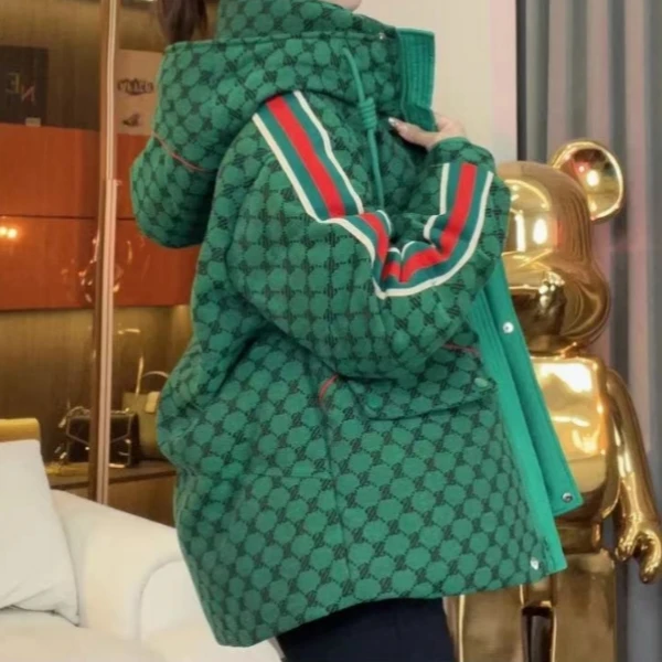 潮流风向标~轻奢条纹设计连帽款白鸭羽绒服 W0013