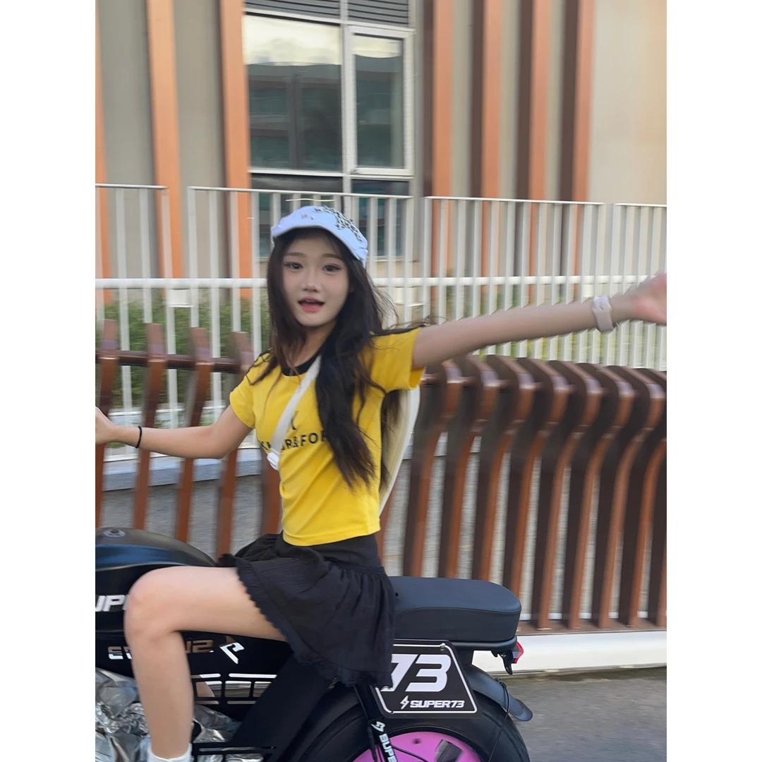 新款夏季新款辣妹t恤女潮牌印花亮黄色三杠短款上衣-175短袖