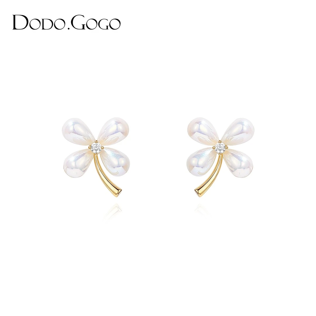 DODOGOGO 铜合金仿珍珠耳饰 四叶草耳钉小众设计高级感百搭耳环女