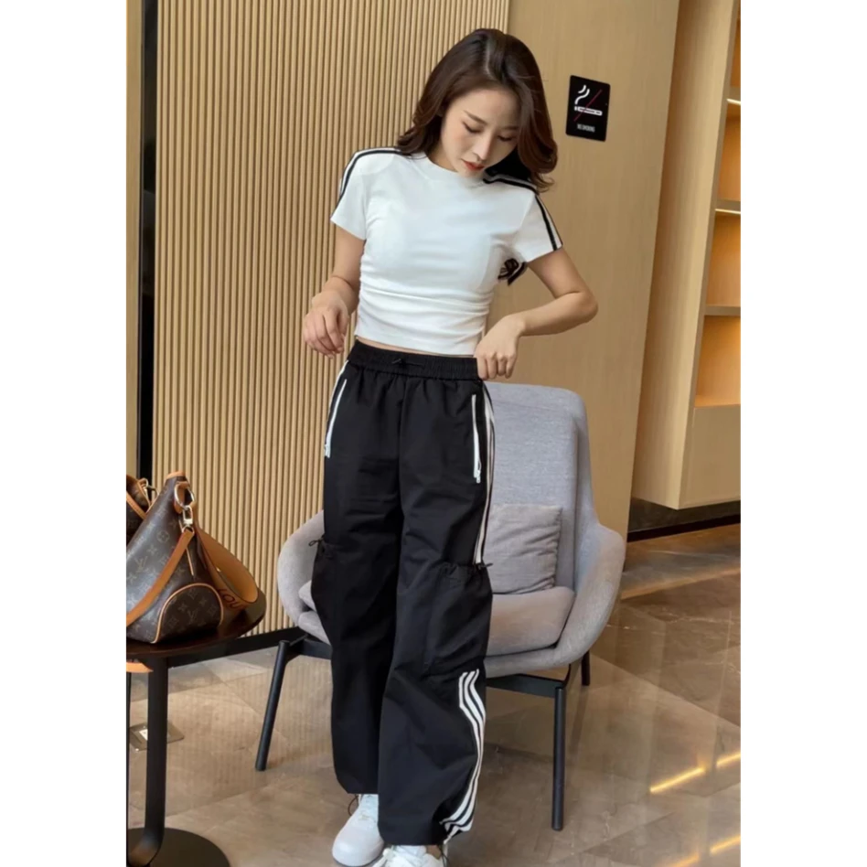 【运动女神】时尚百搭双杠显瘦抽褶气质T恤+三杠抽绳束脚口袋休闲裤