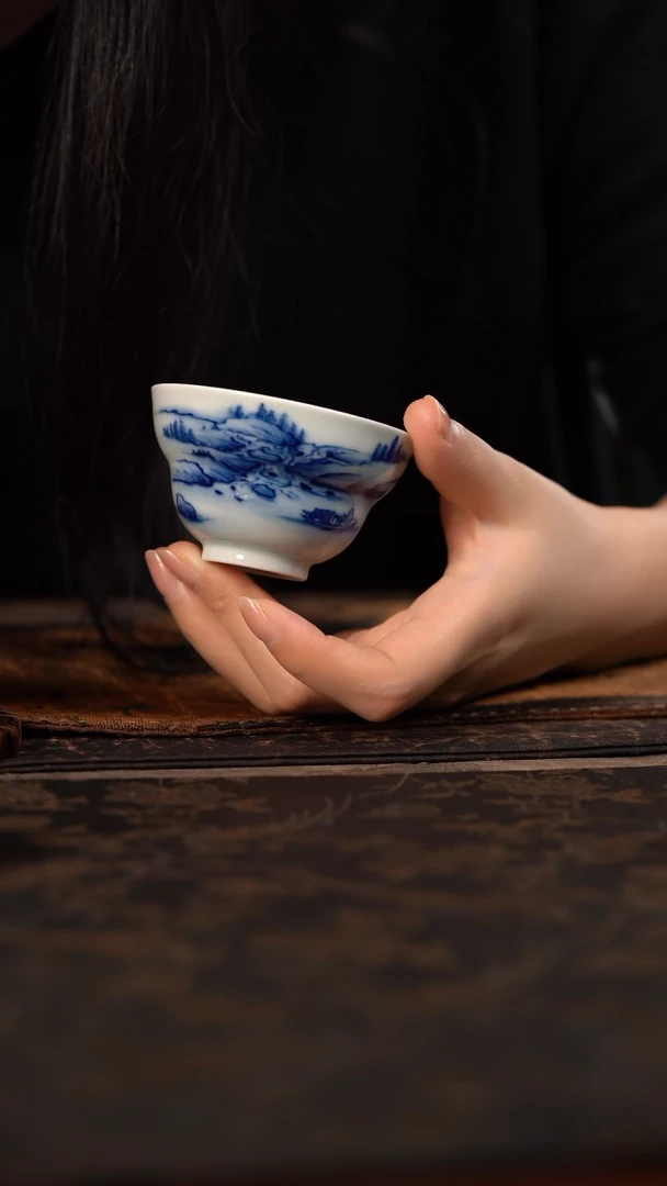 【闪购商品】杯HLX陶瓷重工山水折腰杯 随机