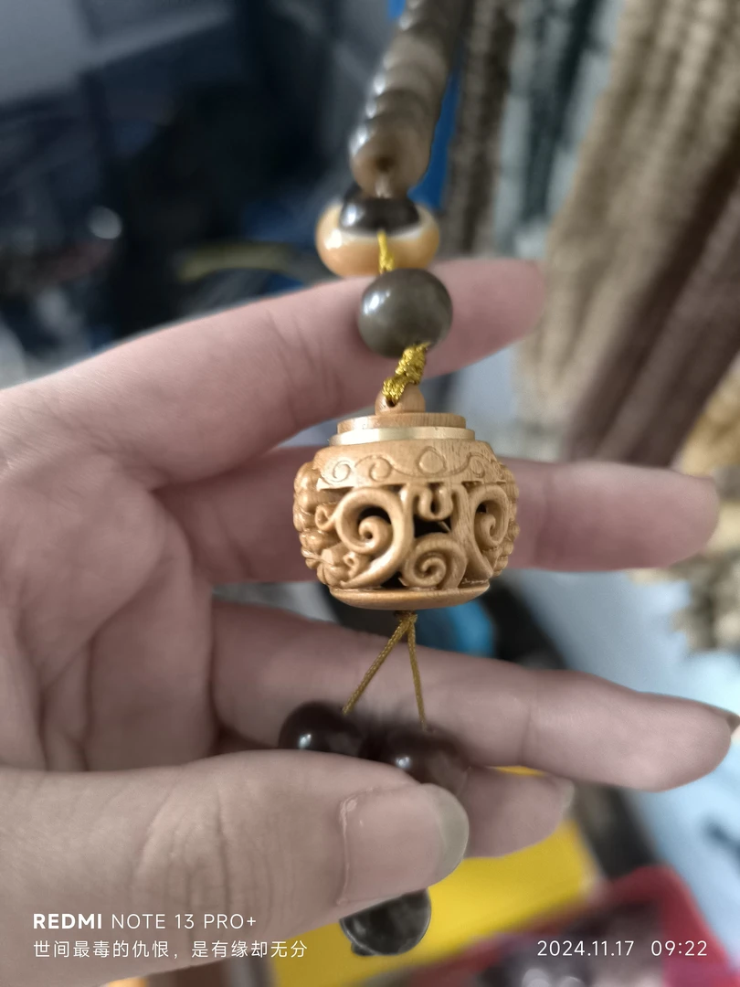 菩提根镂空香囊特色配件