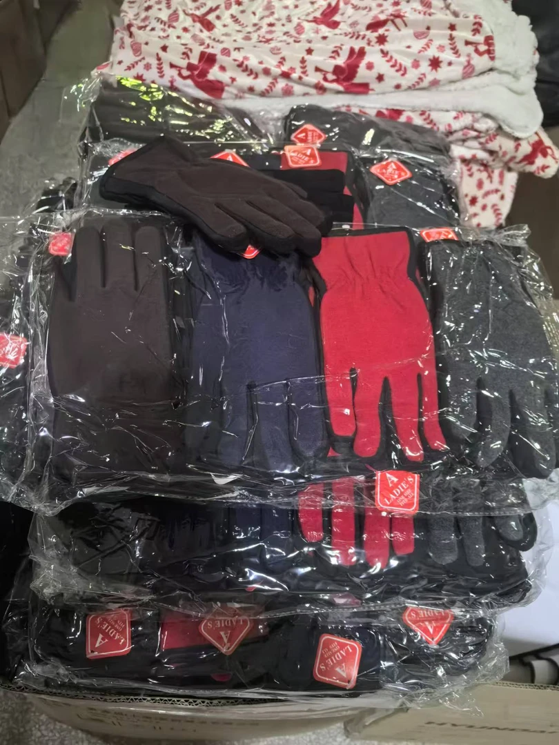 《厚广家》3楼杂款女士骑行手套 小号 发4双 不挑色