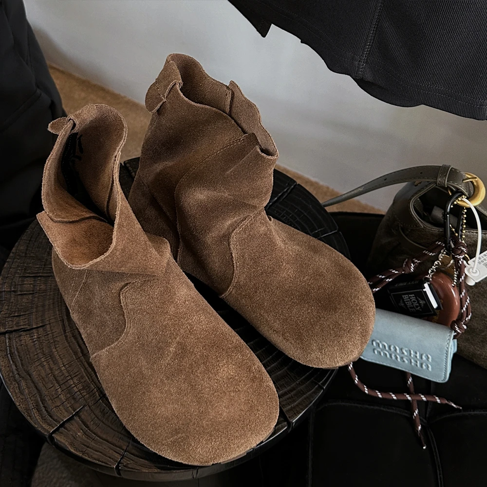 老羊家~秋季韩版小众潮流时尚百搭丑萌鞋平底复古套筒小短靴子女