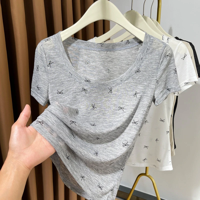 灰色超薄显瘦百搭上衣女2024夏新款大圆领内搭气质短袖面膜t上衣