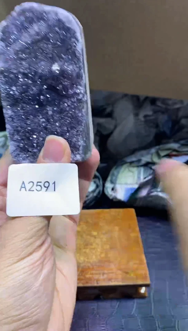 【闪购商品】紫晶摆件未镶嵌2591