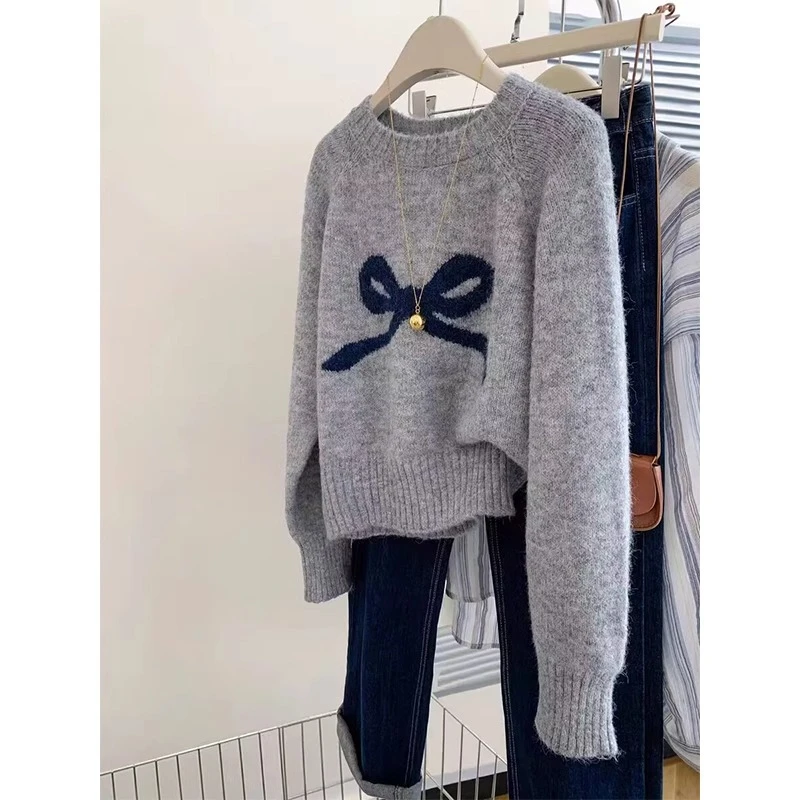 微胖妹妹韩系加厚毛衣针织衫女2024新款冬季短款蝴蝶结浣熊绒上衣