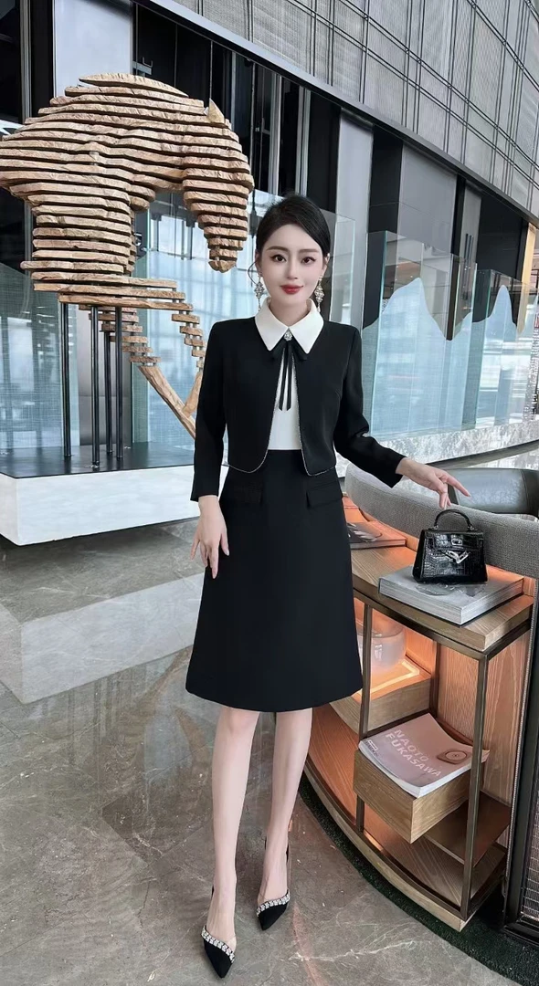 秋冬款小香风重工显瘦气质翻领配蝴蝶结假两件中长款连衣裙