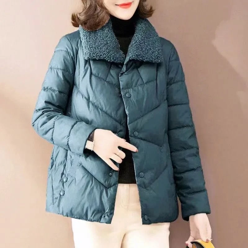 冬季新款羽绒（棉）服洋气女轻薄短款时尚冬季外套女宽松