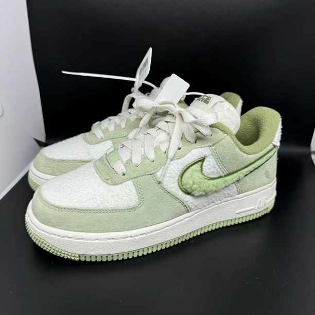 36.5码 /98新/ Nike 空军一号 绿色 低帮板鞋 假一赔四