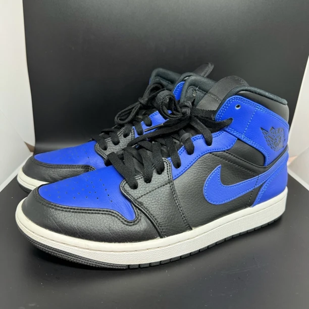 42.5码 /二手/ Nike aj1 黑蓝 中帮 假一赔四