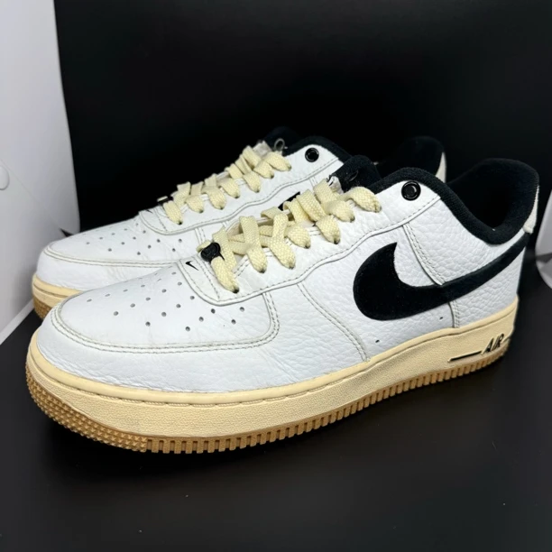 42码 /二手/ Nike 空军一号 黑白 低帮板鞋 假一赔四