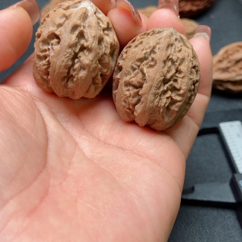 【闪购商品】文玩核桃把件50