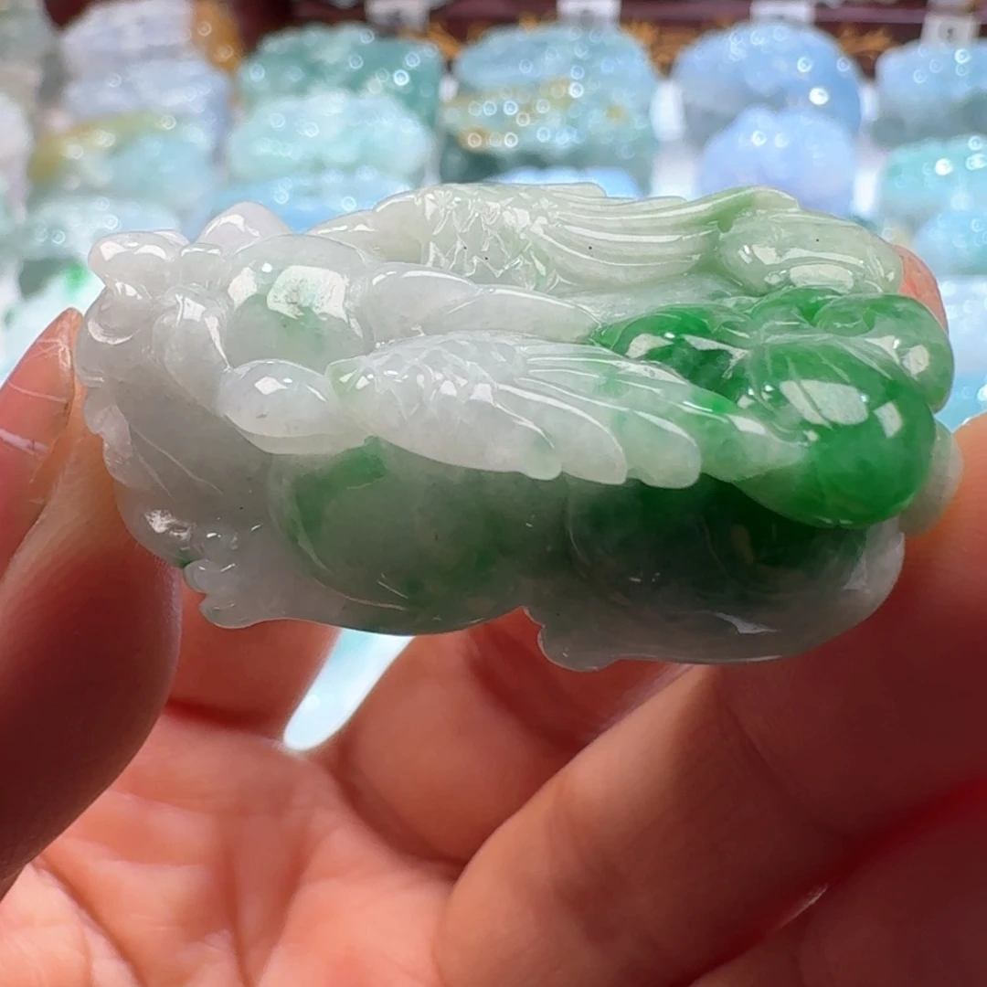 定制翡翠未镶嵌貔貅