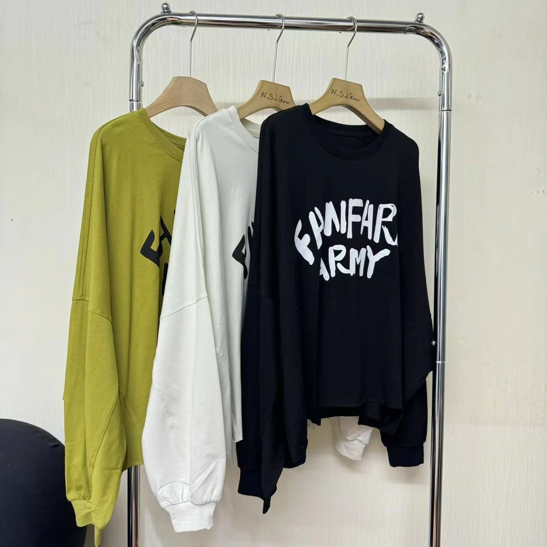 【简】阔版蝙蝠袖Q版卫衣