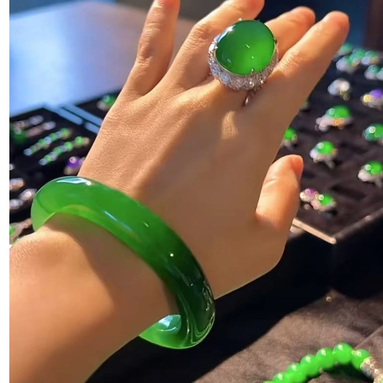 非金属塑料手镯 手镯饰品牌子双方