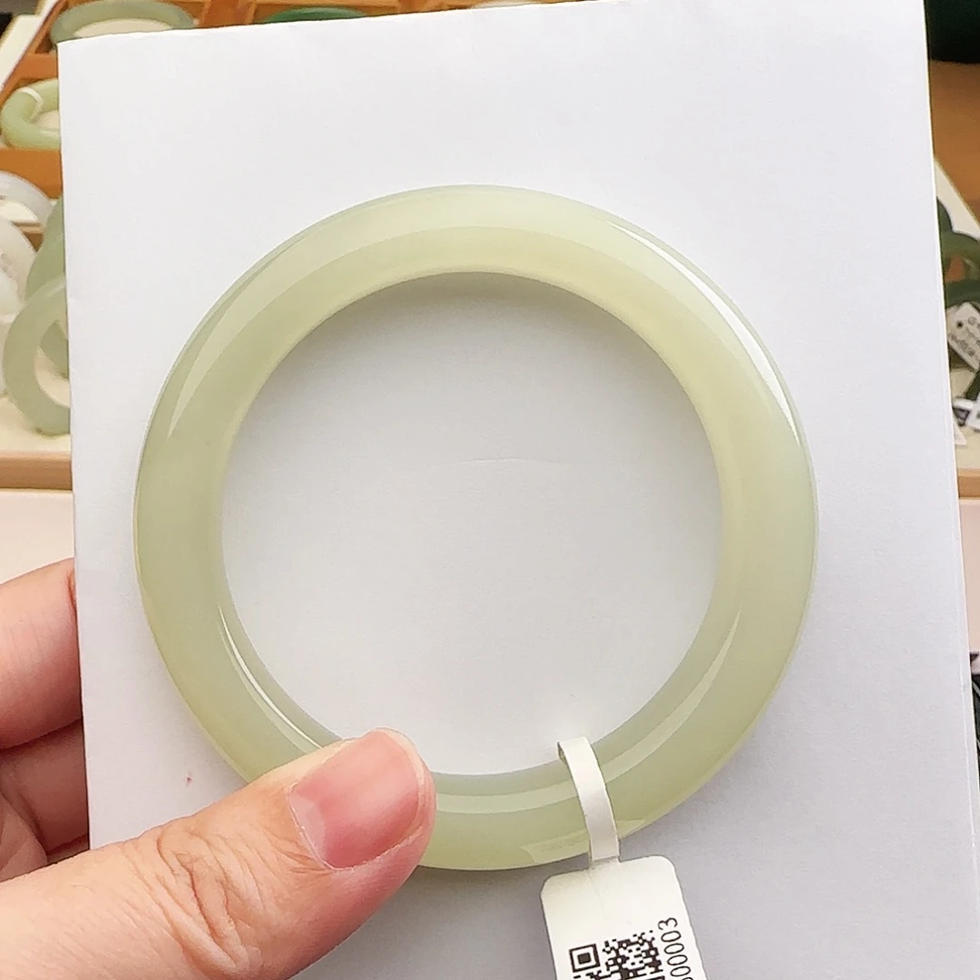 和田玉手镯未镶嵌58