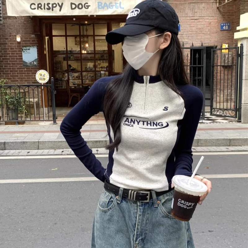 甜酷辣妹撞色拼接立领长袖T恤秋季修身显瘦短款休闲上衣女潮