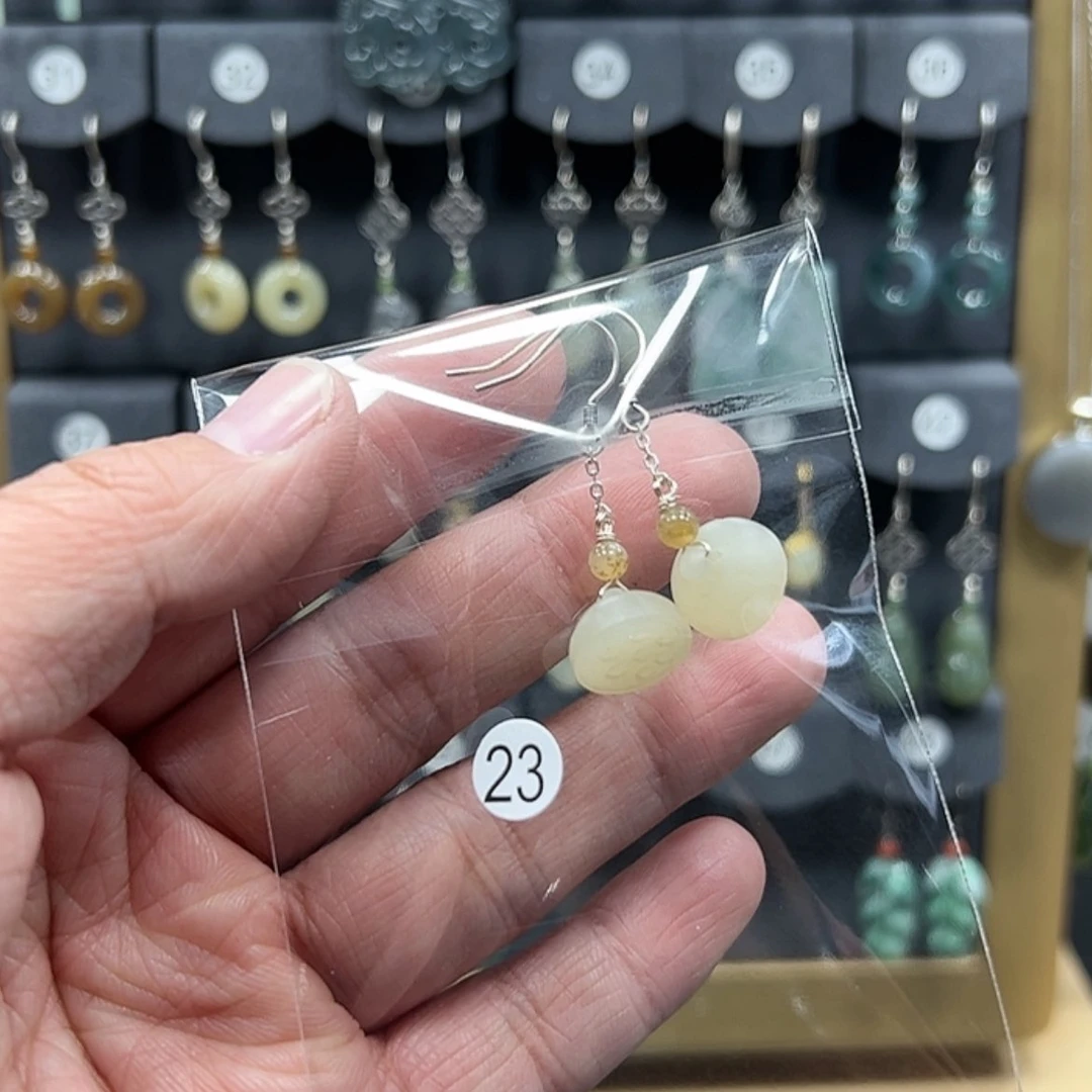 【闪购商品】和田玉耳饰银S925镶嵌小**?