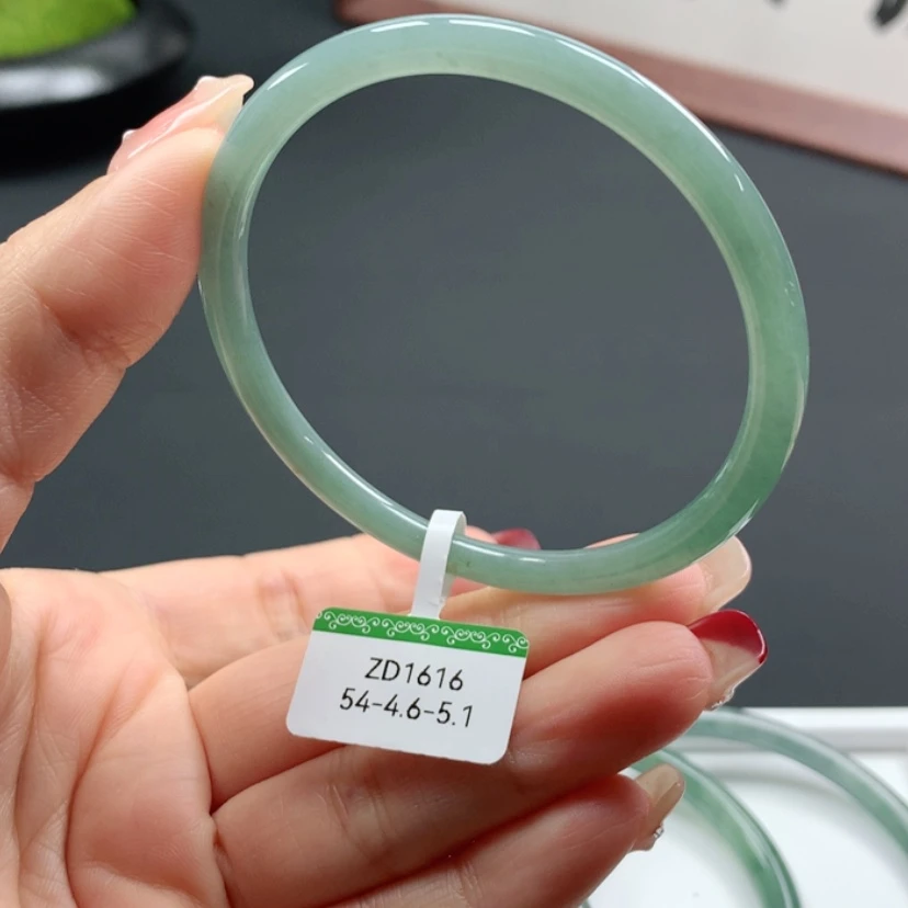 【闪购商品】翡翠手镯未镶嵌