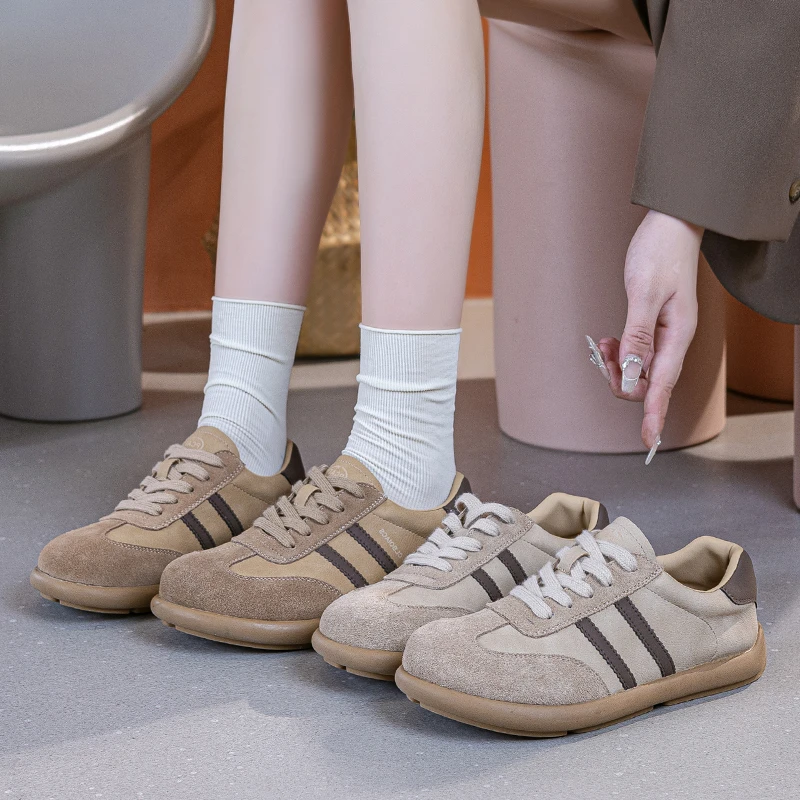 真皮复古德训鞋女2024年新款宽胖脚41一43大码女鞋平底休闲板鞋女