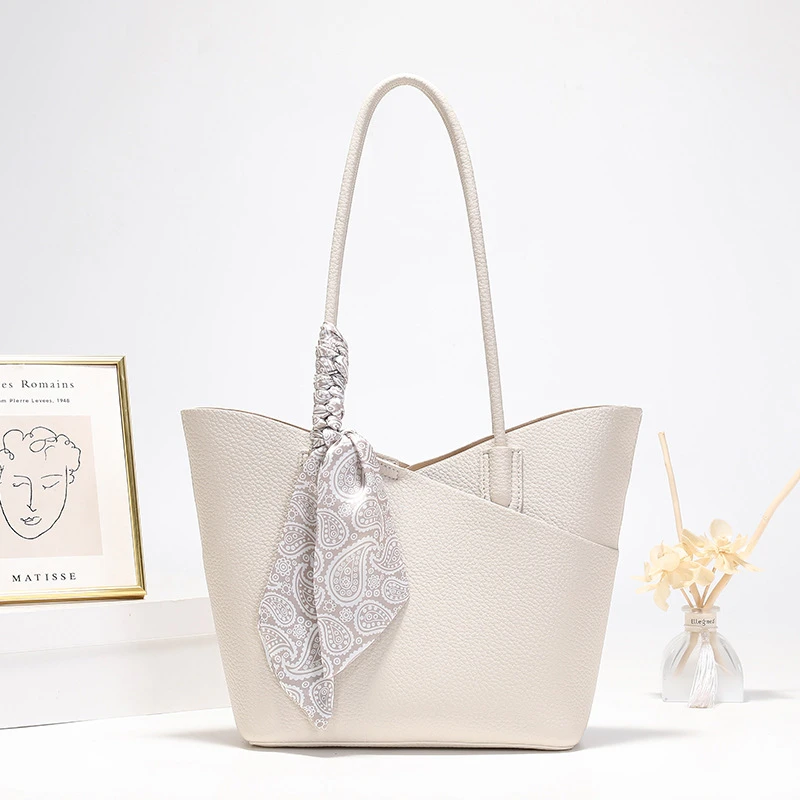 网红百搭大容量包包女士2024新款通勤大包高级感百搭单肩托特包