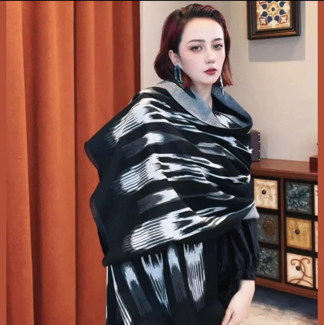 【NAM RAN】【艾特莱斯】370g仿羊绒披肩民族风女围巾