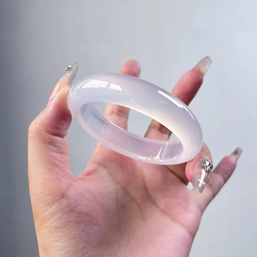 高级冰白月光荔枝冻手镯天然玛瑙镯子玉髓显白气质百搭少女款