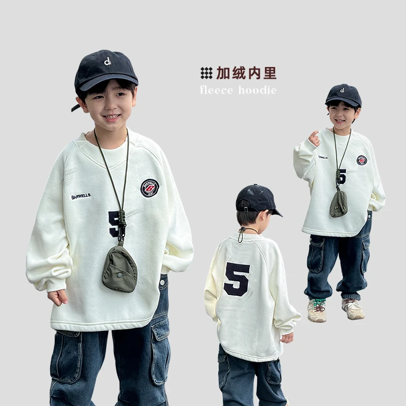 甜妈家童装 冬装新款儿童加厚韩版上衣洋气男童白色加绒卫衣潮