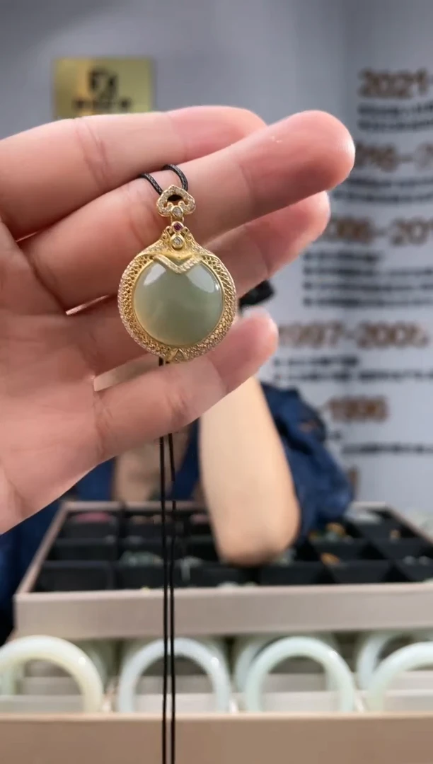 【闪购商品】和田玉颈饰银S925镶嵌吊坠多样性发一件