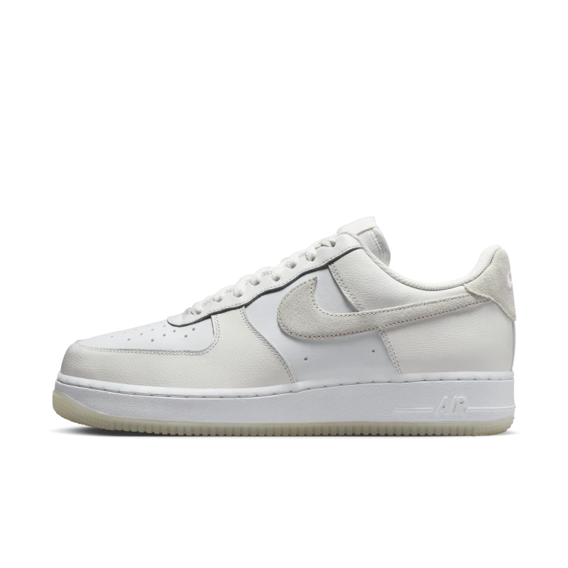 耐克男鞋经典系列Air Force 1 '07 LV8空军一号运动鞋 FN5832-100