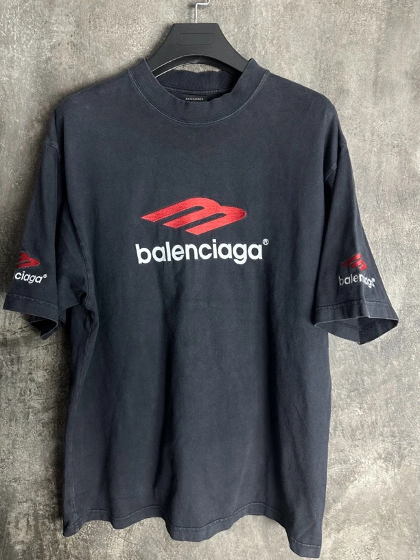 全新未使用/Balenciaga水洗黑3B黑红刺绣四面logo宽松短袖