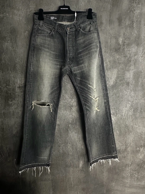 全新未使用 Celine/思琳 Wesley 刀割破洞直筒爆款水洗黑牛裤