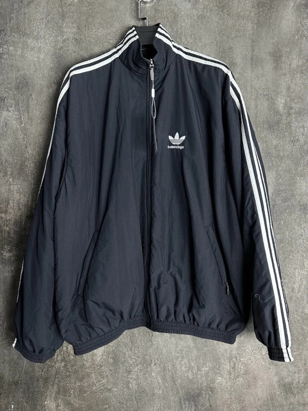 全新未使用/Balenciaga阿迪达斯adidas双面穿刺绣条纹夹克冲锋衣