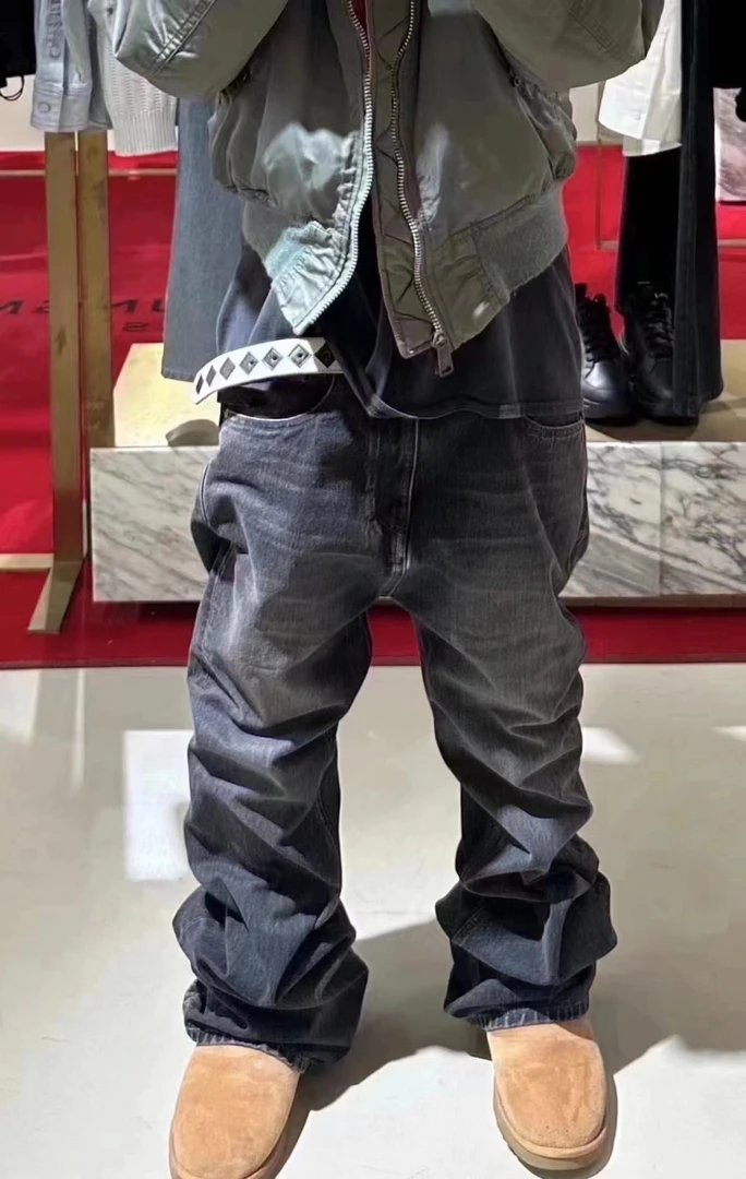 未使用/Balenciaga巴黎世家水洗黑色波纹做旧磨损直筒牛仔裤