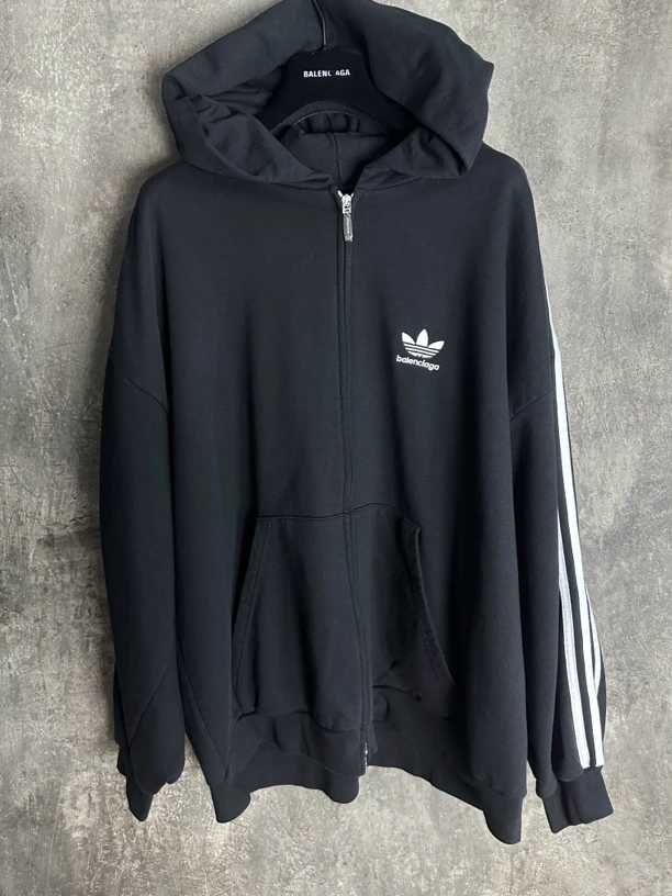 全新未使用/Balenciaga阿迪达斯联名条纹三叶草刺绣拉链帽衫
