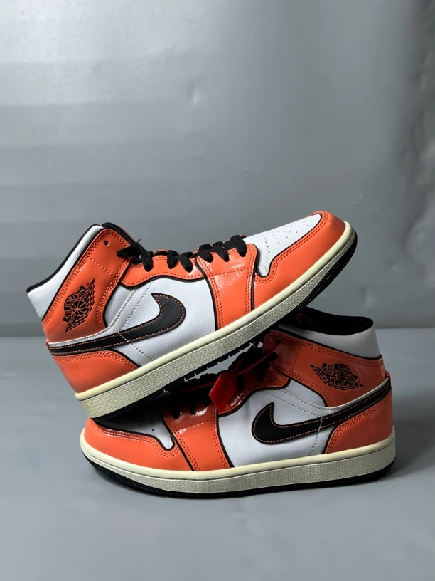 40.5码 9新/air jordan1扣碎/板鞋 公价849