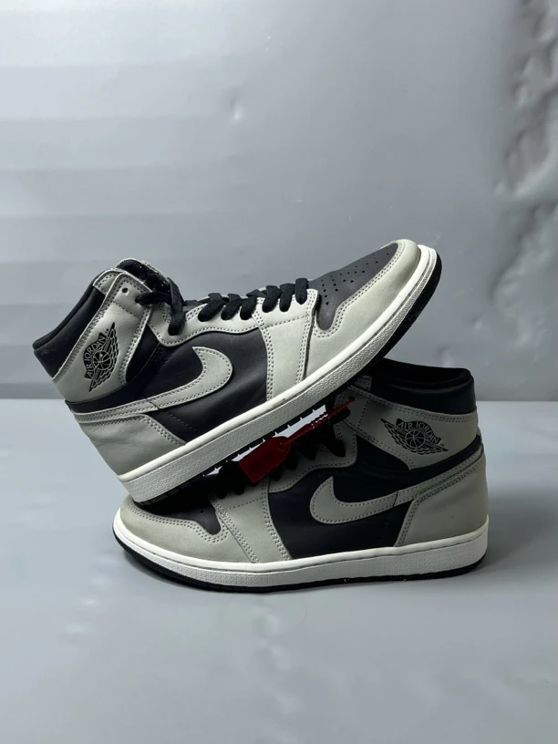42.5码 95新/air jordan1影子灰2.0/板鞋 公价1829