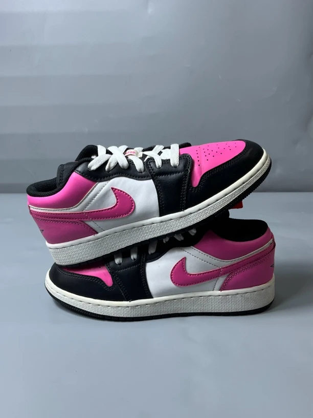 37.5码 95新/air jordan1樱花粉/板鞋 公价969