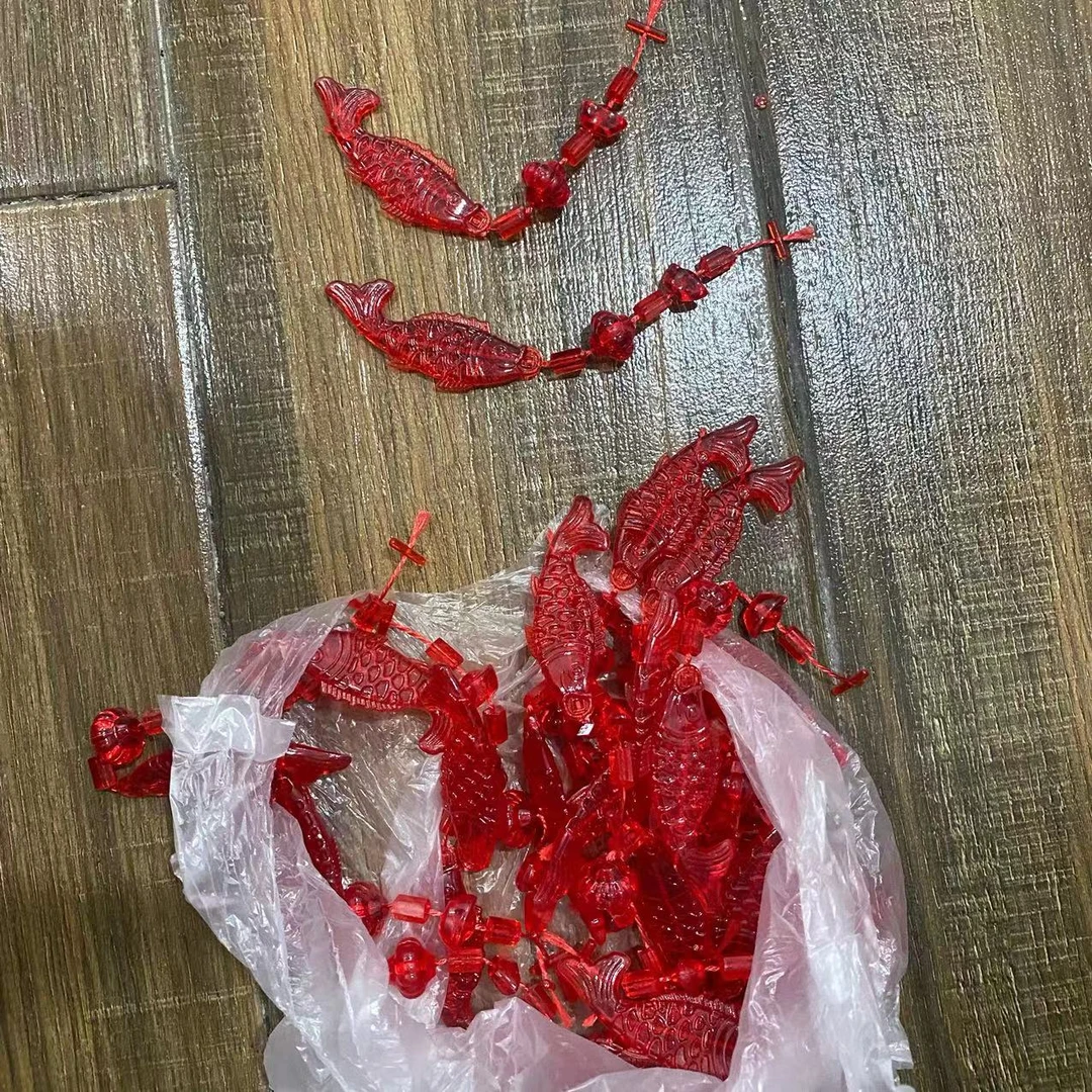 小鱼吊坠、两大包