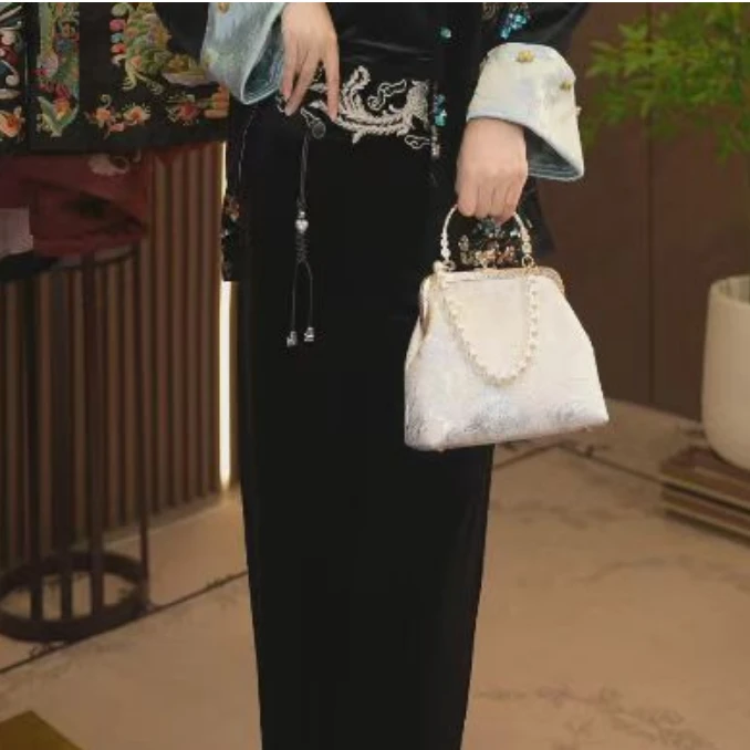 【云中凤】新中式国风刺绣丝绒裤子2024B1201—小黎